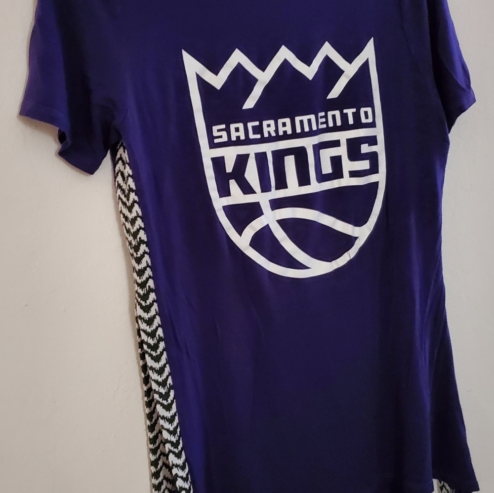Sacramento Kings Shirt. Final Price.